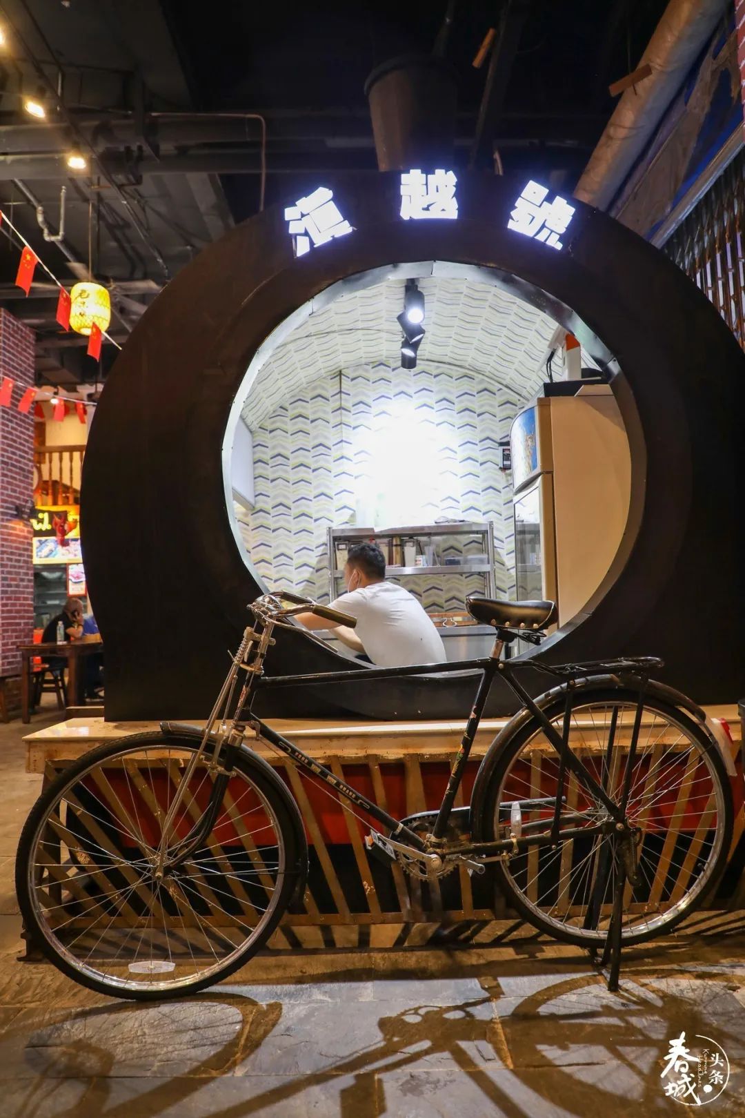 老昆明的网红美食街,老昆明网红美食小吃街打卡