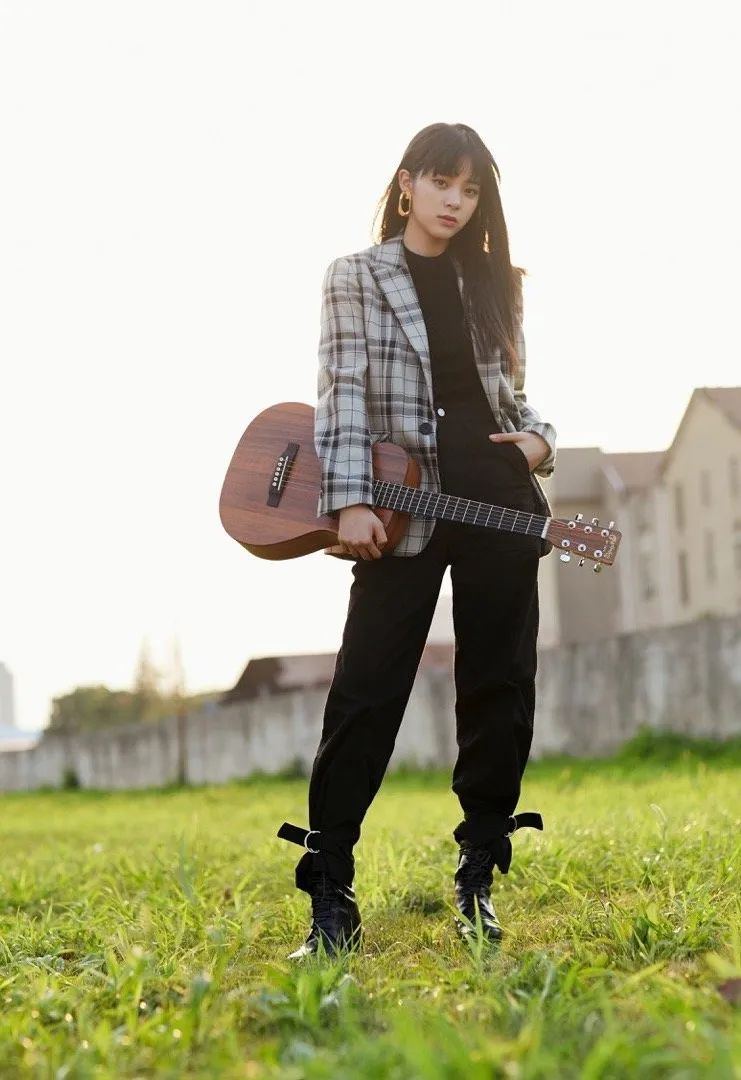 我终于等到了阔腿裤不再时髦的这一天…