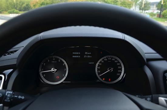 成都2018年四驱本田ur-v二手车,本田ur-v2023款240turbo两驱致境版