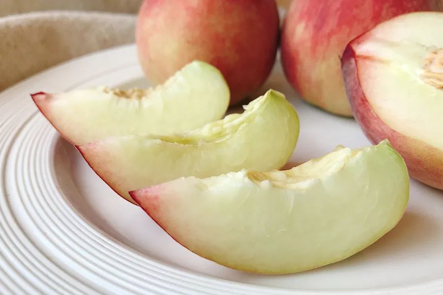 拼团|嫩得掐的出水的“蜜桃臀”，白里透红，一咬就爆汁！每一口都是满满少女心