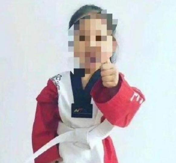 济南百年修女楼平移搬家完整版,济南百年修女楼搬家直播