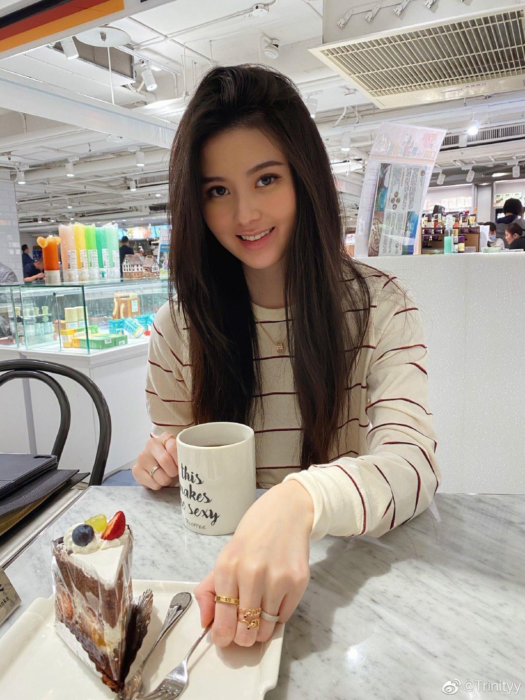 台湾第一名媛怎么被拉下神坛,台湾第一名媛女孩