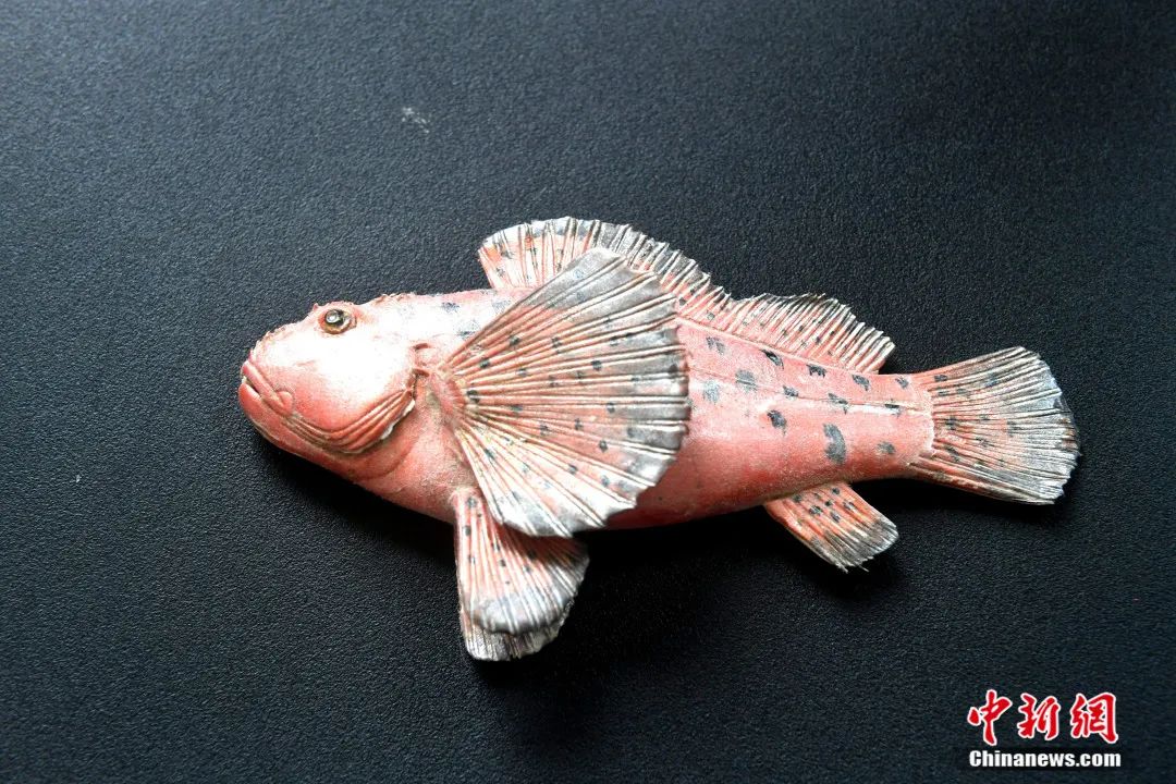 给他一坨面，他能给你整个海洋……