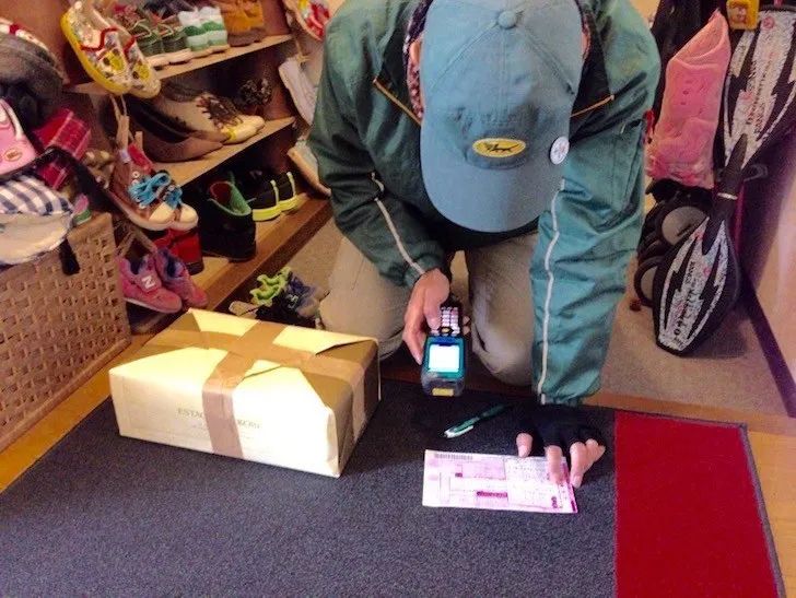 日本女快递员的一天过的有多潇洒,日本快递员的一天视频