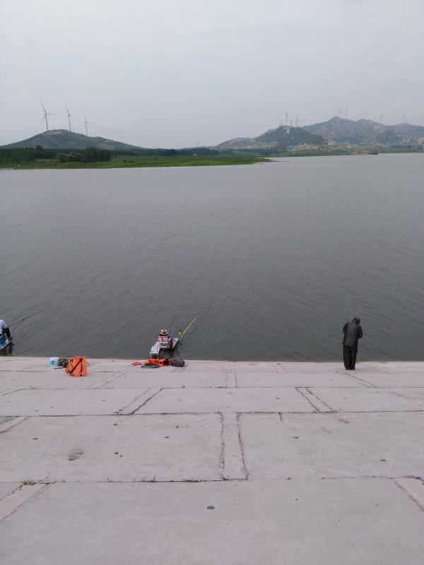 矶竿滑漂钓鱼效果如何,矶竿滑漂远投钓鲫鱼用什么饵