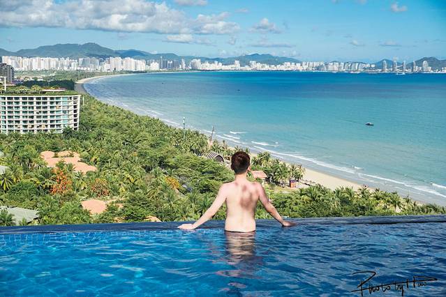 涓変簹椋炶秺鍏夊勾,涓変簹鐩涘鏃跺厜