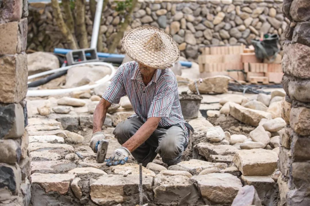 娄艺潇住的哪个酒店,娄艺潇旅游住民宿