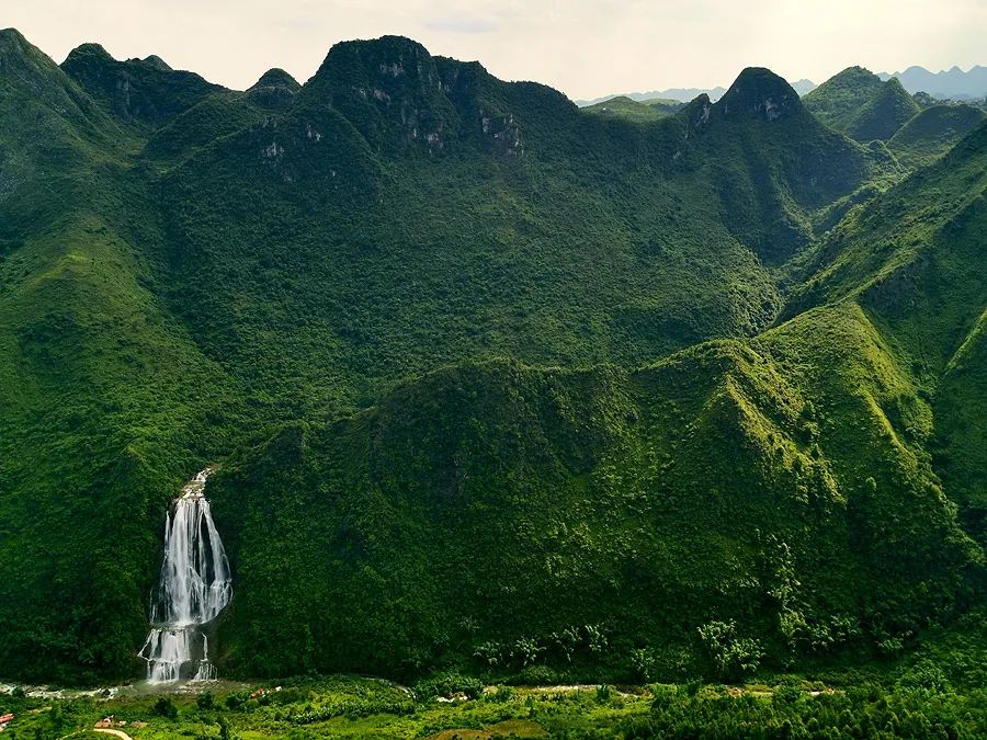 染了彼此乡愁，从此长途跋涉