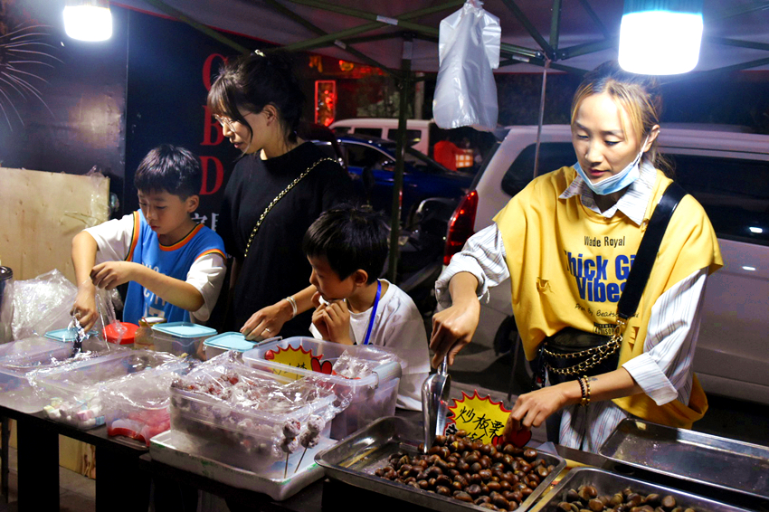 丽江最大的地摊生意,丽江卖烧烤摆摊需要投资多少钱