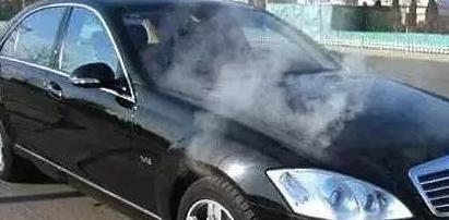 开车水箱开锅紧急处理方法,夏季行车水箱开锅别着急