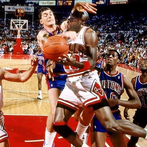 一个篮球“恶魔”的光辉半生