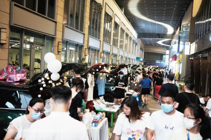 购物中心后备箱市集最新盘点 (testnight后备箱市集)