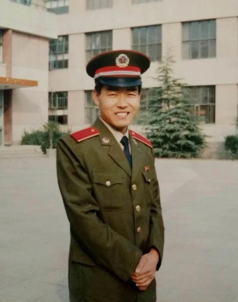 哪些边防部队转警察了,2018年哪些军人转警察了