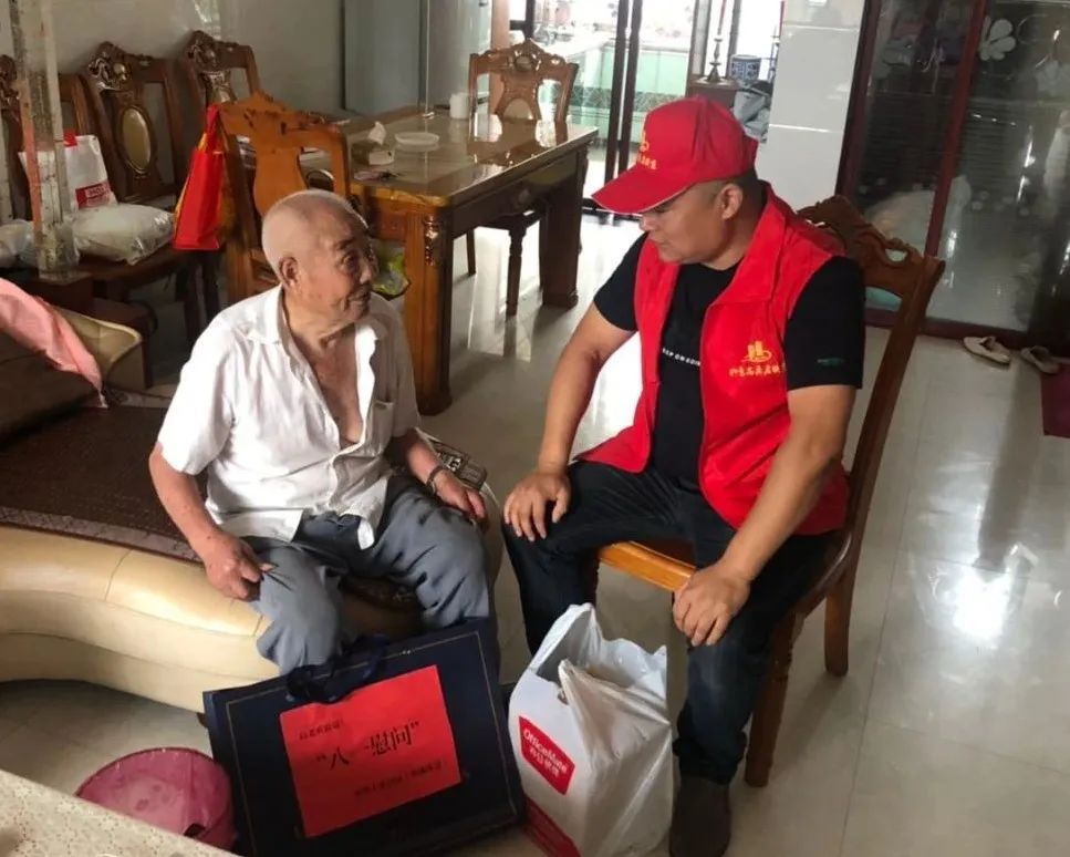 致敬老兵的一生,老兵不老致敬老兵