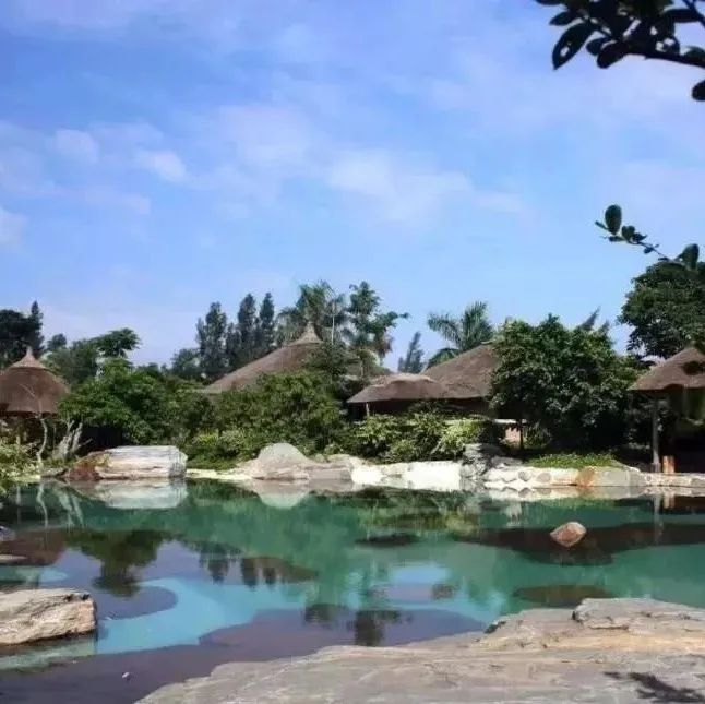 泡温泉爬山休闲的好去处,泡温泉沙雕