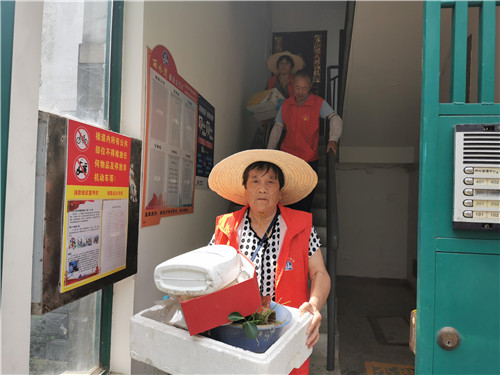 红色引擎带动乡村振兴新变化,乡村振兴红引擎