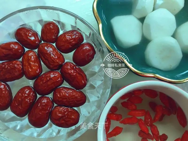 一碗梨汤,秋燥来做一个小吊梨汤