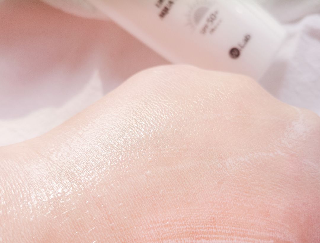 坚持抹防晒可以防止长斑吗,你可以不化妆