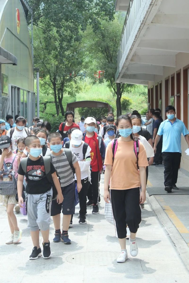 公益夏令营总活动目录表,关爱成长筑梦希望公益夏令营开营