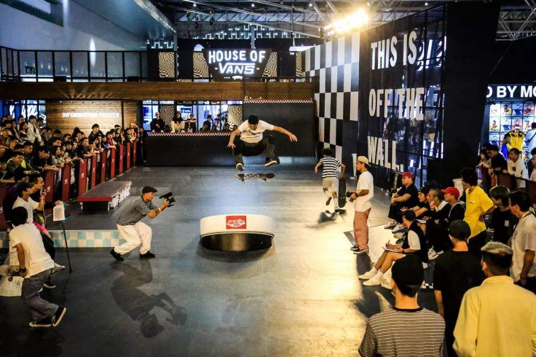 vans巅峰之作,vans为什么跌下神坛