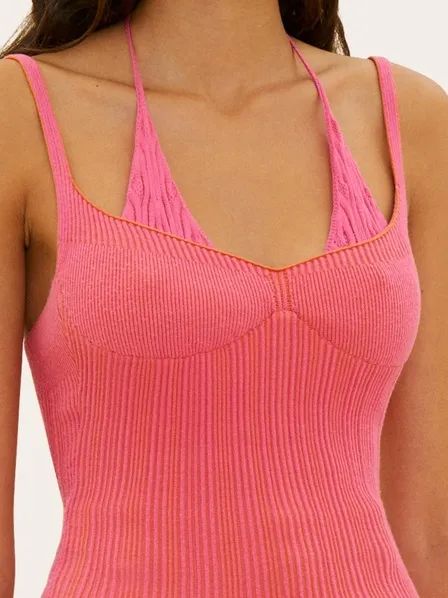 夏天可以穿针织吗,谁说夏季不能穿套装