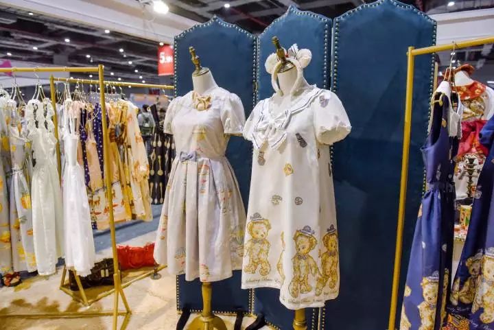 穿洛丽塔长什么样子,穿洛丽塔的都是什么性格