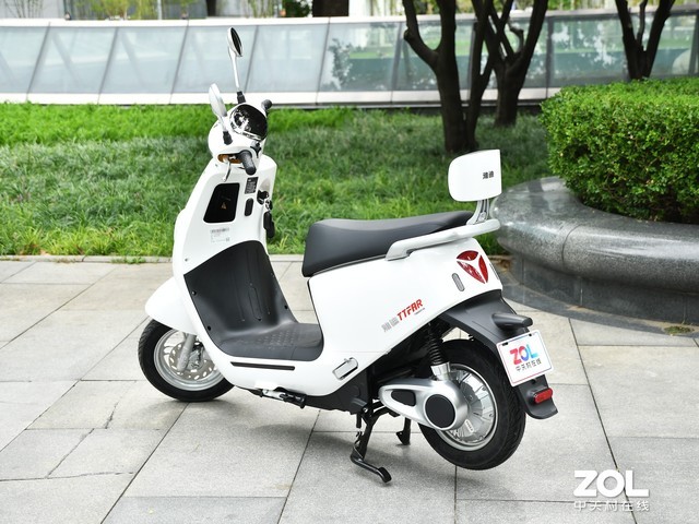 雅迪电动车冠能m9测评,雅迪冠能m8深度评测