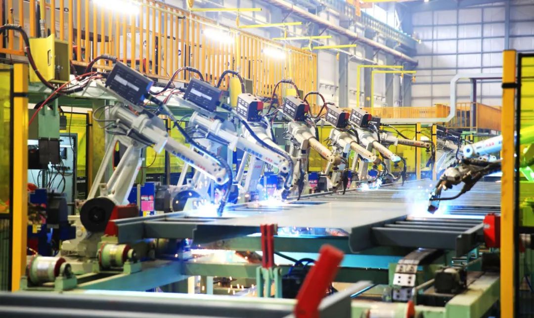 麦伯良财富排行,麦伯良怎么升职的