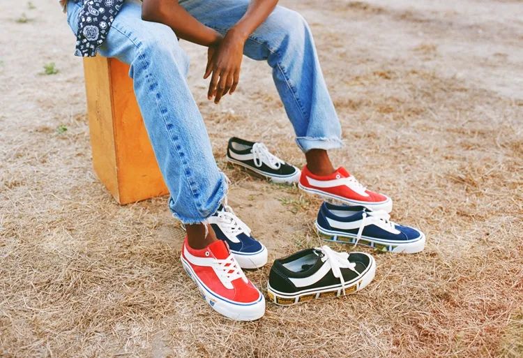 预售小三千！RHUDExVans腰果花开箱！入手方式仅在...