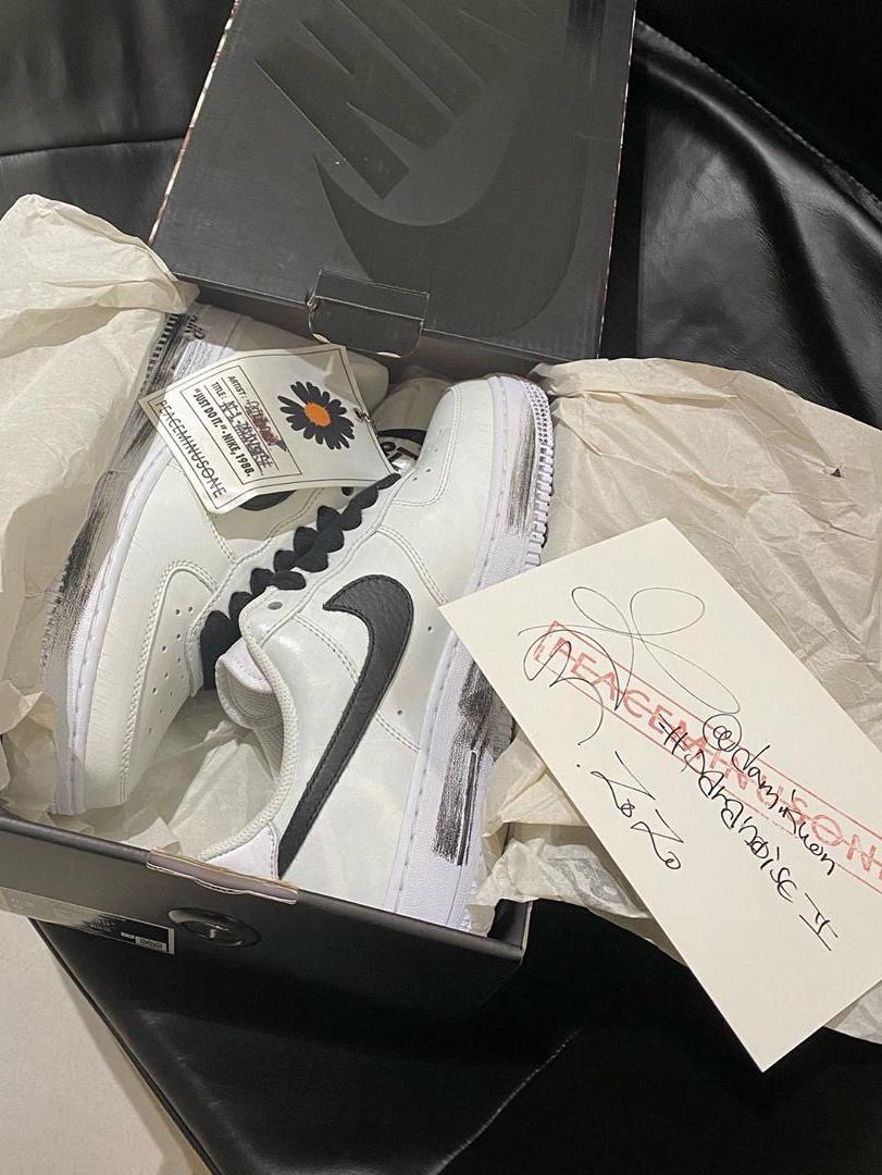 得物权志龙手表,得物权志龙联名鞋是真的吗