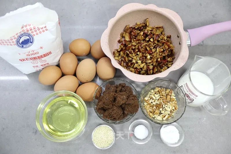 一日吃三个枣容颜不会老,一日吃三蒸枣终身不显老