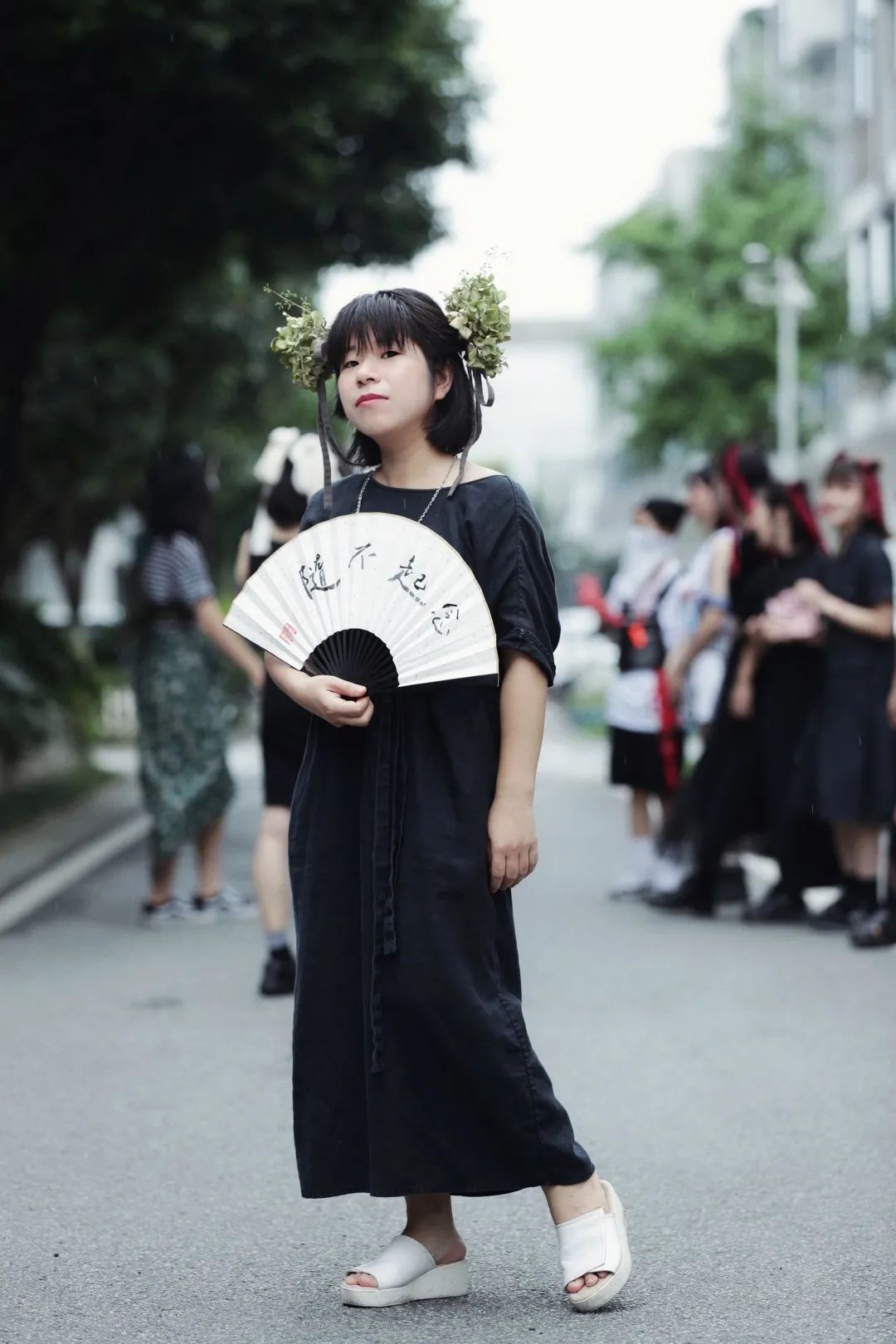 杩滃瀹佽繙,杩滃