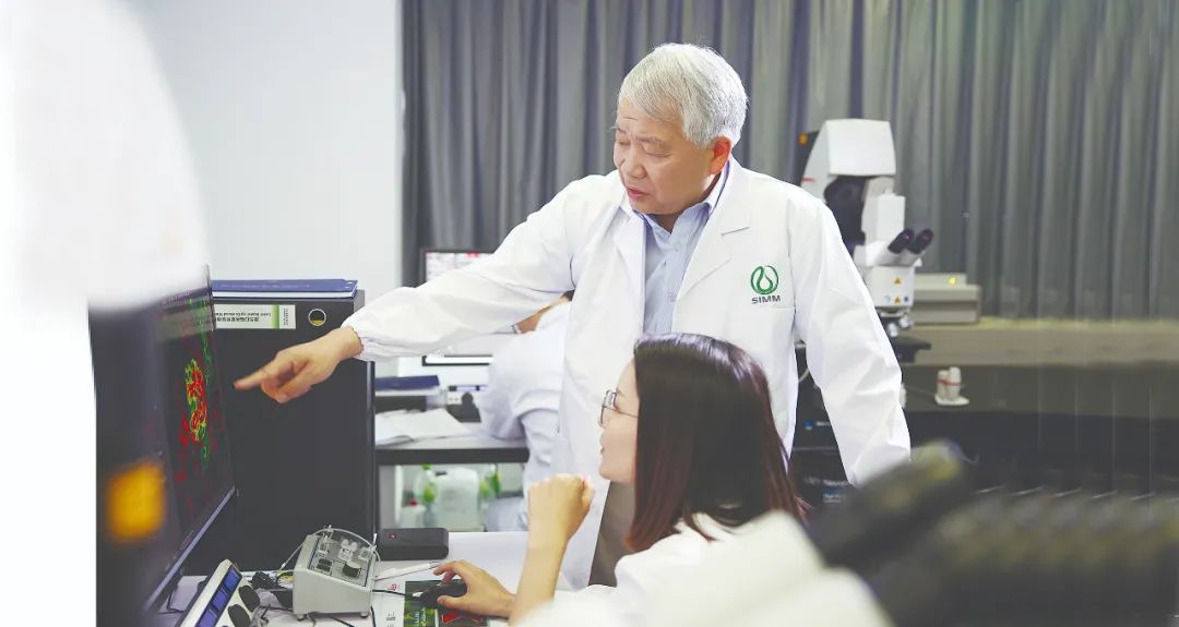 医路漫漫其修远吾将上下而求索,医路漫漫其修远兮吾将上下而求索