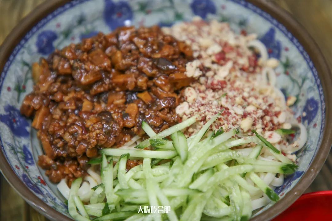 吴老头砂锅粉丝食材,吴老头牛肉砂锅粉丝