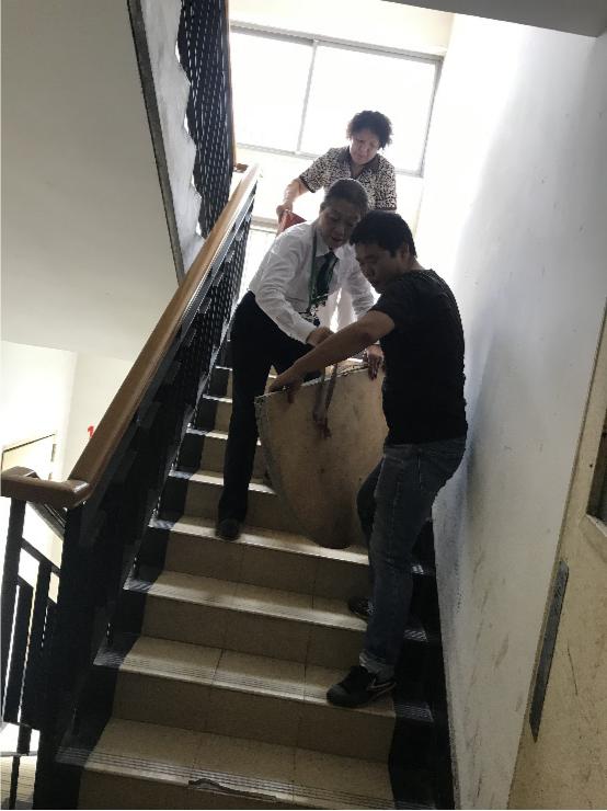 迷路了怎么瞬移回家,如何正确通过四岔路口非机动车