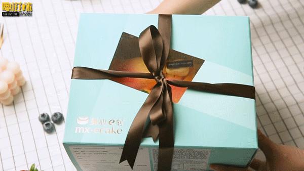 这个秋日「美心」开挂了！10款新品不出门也能吃