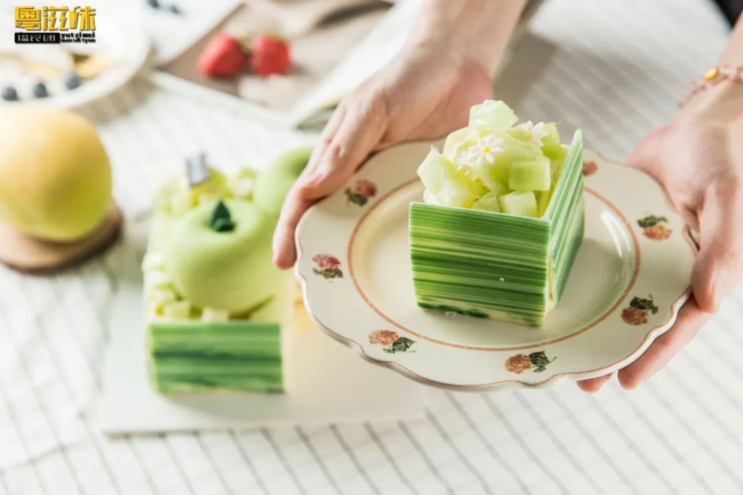 这个秋日「美心」开挂了!10款新品不出门也能吃