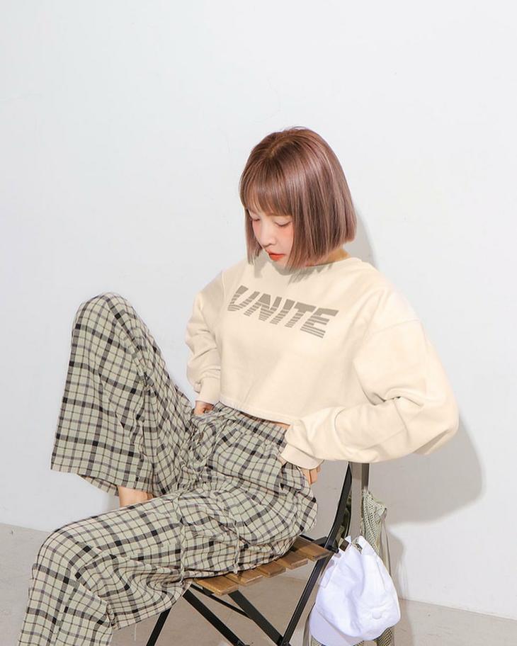 无帽卫衣虞书欣,虞书欣的衣服到底有多少钱