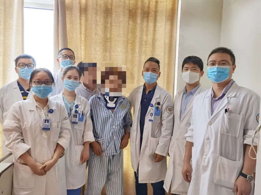 女子不慎摔倒全身麻木,女子不小心摔了一跤