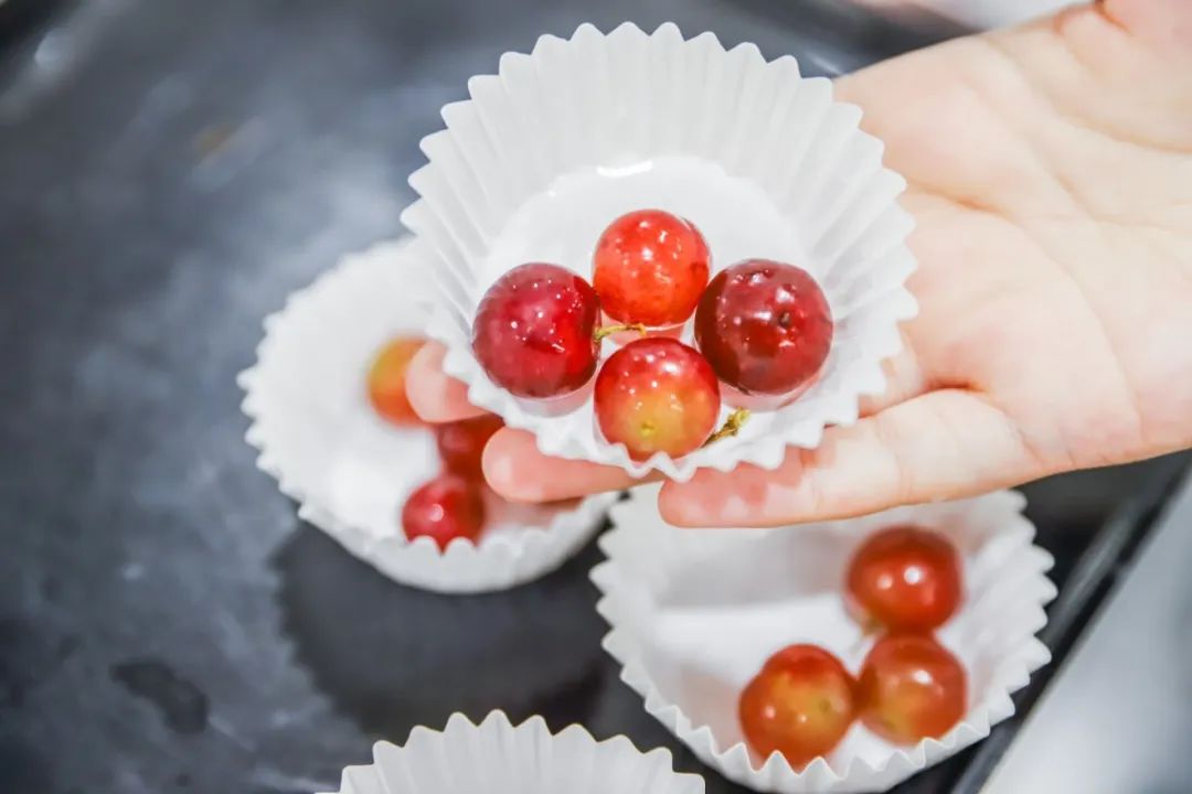 2小时高铁+1小时地铁，就为了去成都逛超市？