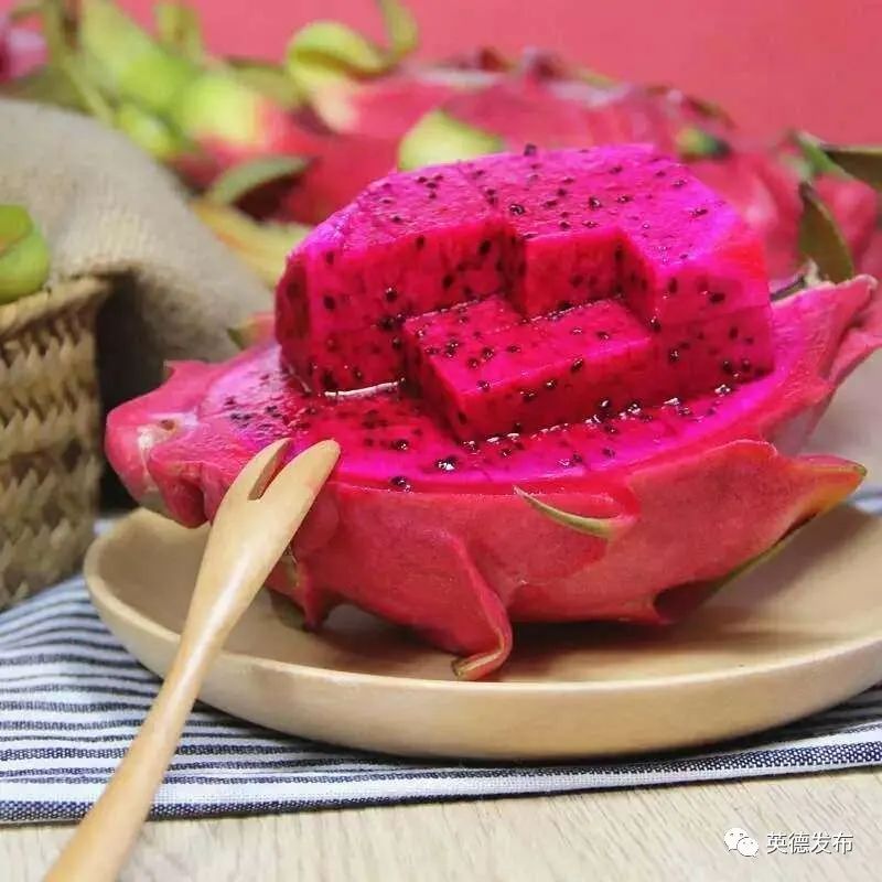 冲冲冲！英德这里的火火火火火龙果开摘啦！