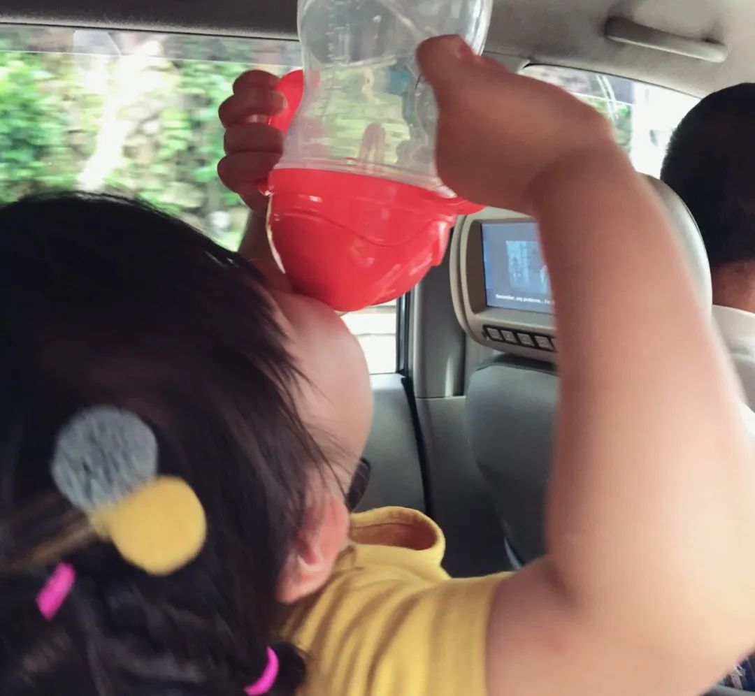 纯钛水杯与304水杯优缺点,儿童水杯优点