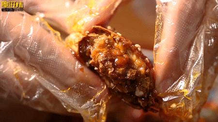 就为这①口，吃一只肥蟹比喝一杯奶茶还便宜