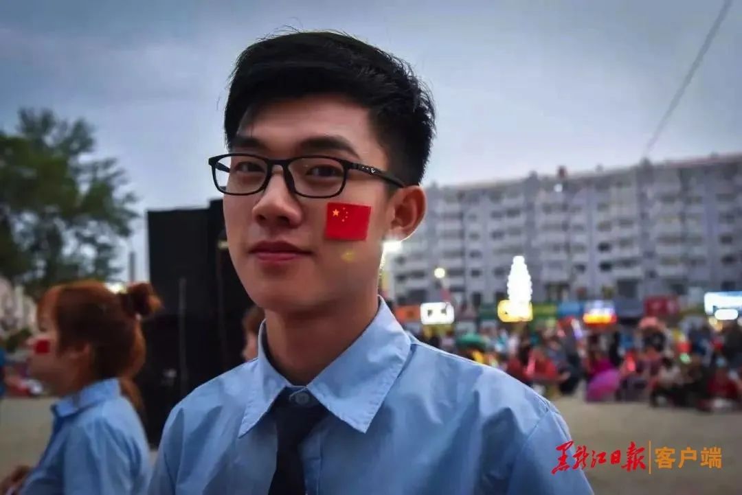 黑龙江致敬,向祖国致敬黑龙江大学