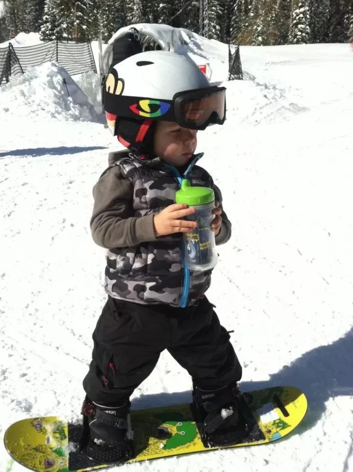 纯钛水杯与304水杯优缺点,儿童水杯优点