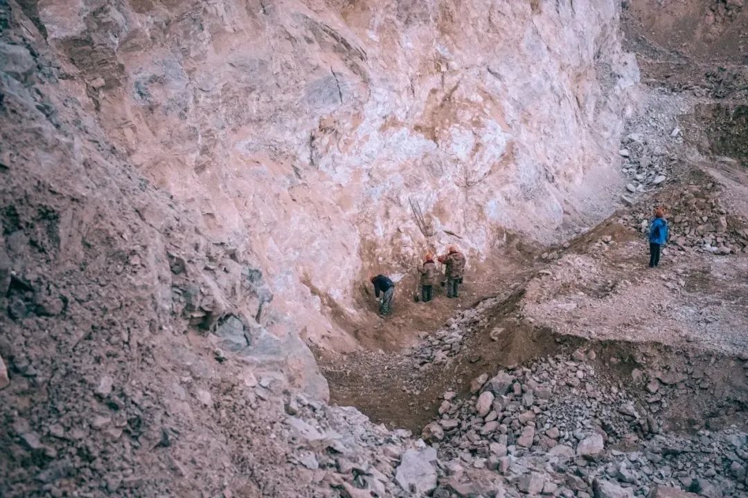 新疆和田为什么买不到真东西,在新疆能买到正宗和田玉吗