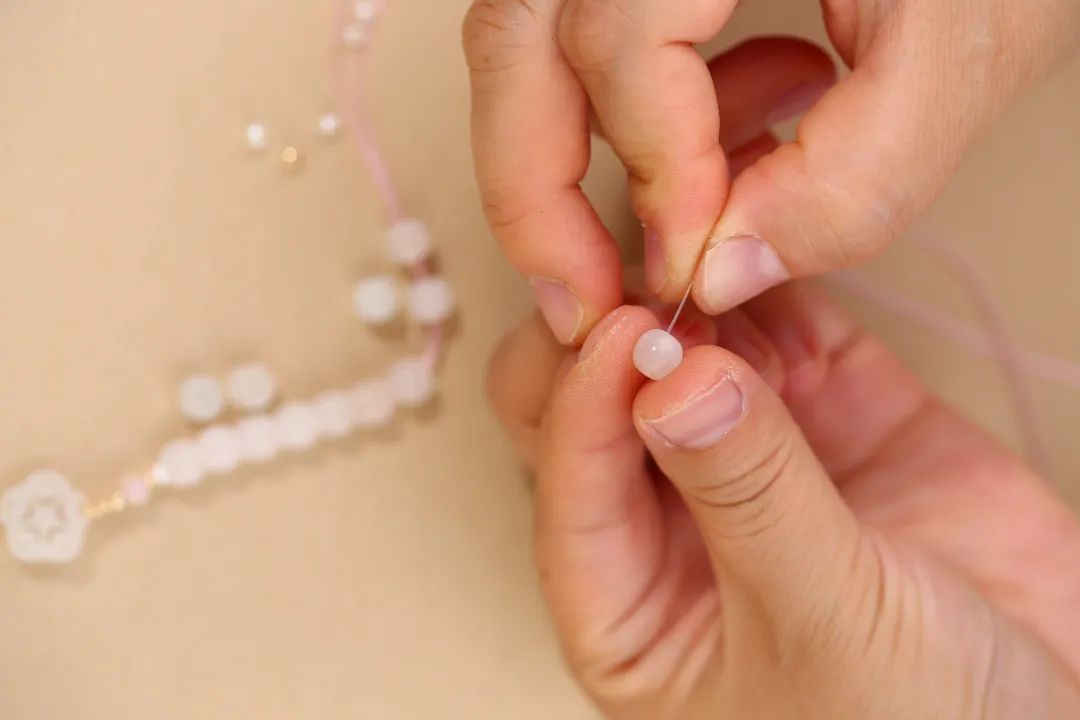 新疆和田为什么买不到真东西,在新疆能买到正宗和田玉吗