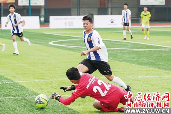 全国青少年足球夏令营洛宁志愿者,全国青少年校园足球夏令营河南