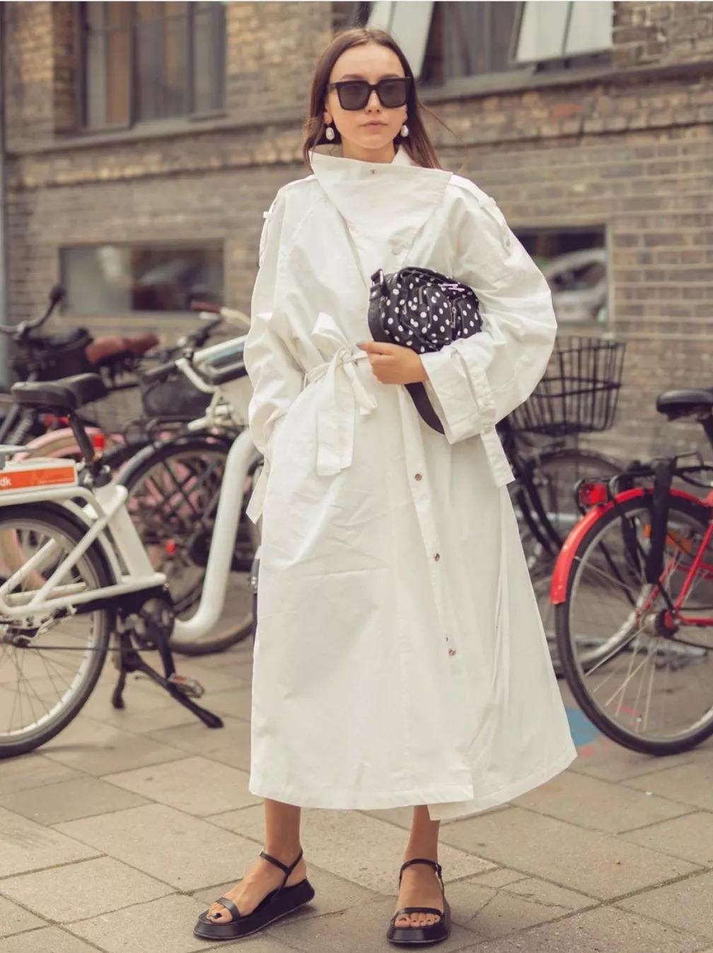 三款很有质感的风衣,今年最火的6款时髦风衣