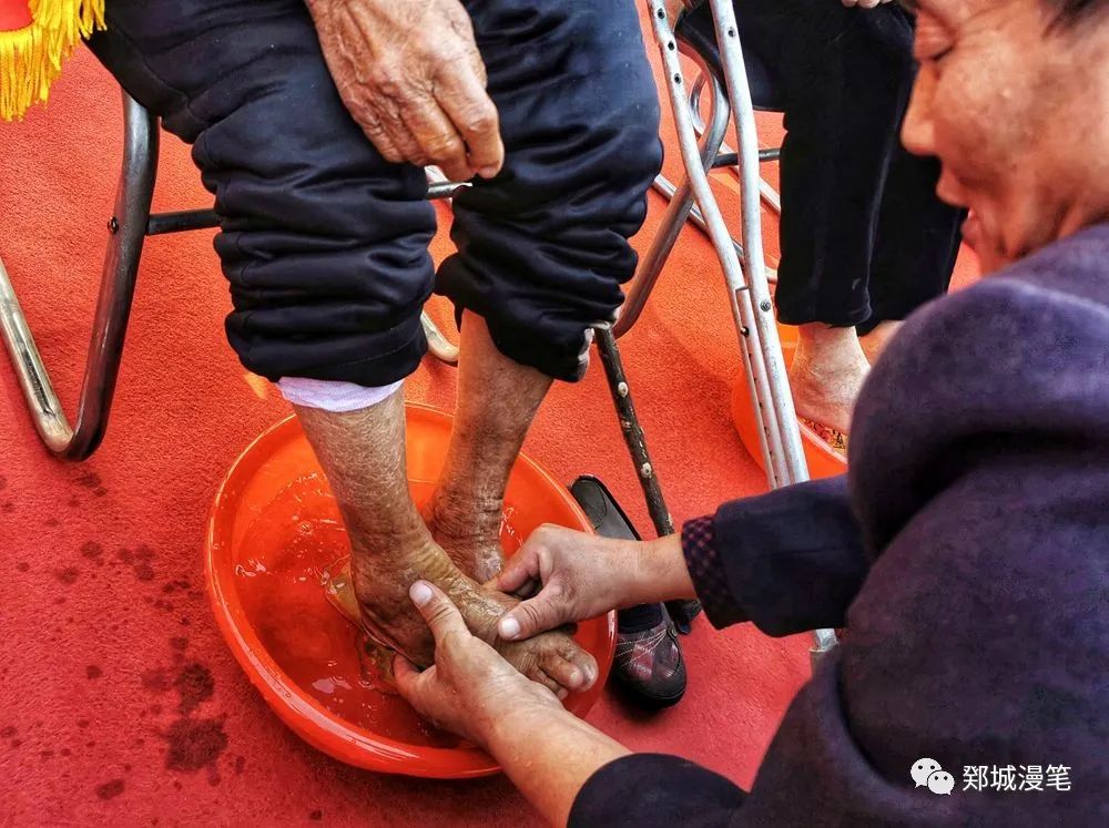 最美夕阳红九九重阳,爱在重阳孝心行天下